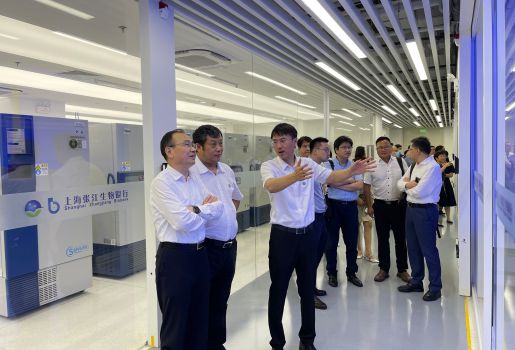 上海交通大学医学院附属上海市第一人民医院郑兴东院长一行莅临指导