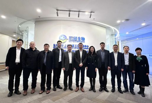 西安医学院巩守平校长一行莅临生物芯片上海国家工程研究中心（芯超生物）调研交流
